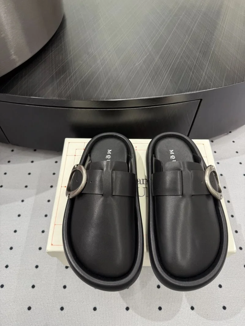 Alexander Mcqueen Slippers Durable 16423