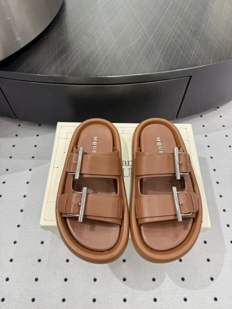 EyeCatching Alexander Mcqueen Slippers 16426