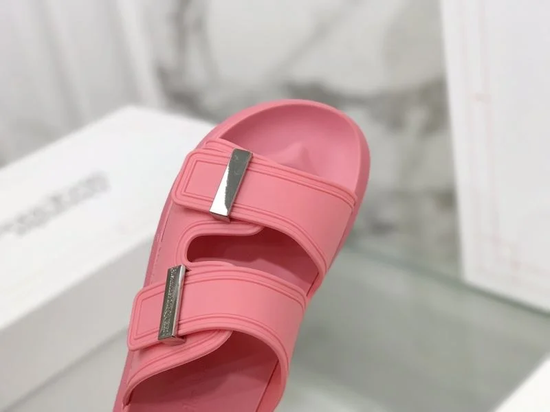 WaterResistant Alexander Mcqueen Slippers 16410