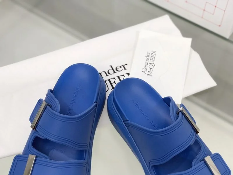 Alexander Mcqueen Slippers DailyWear 16402