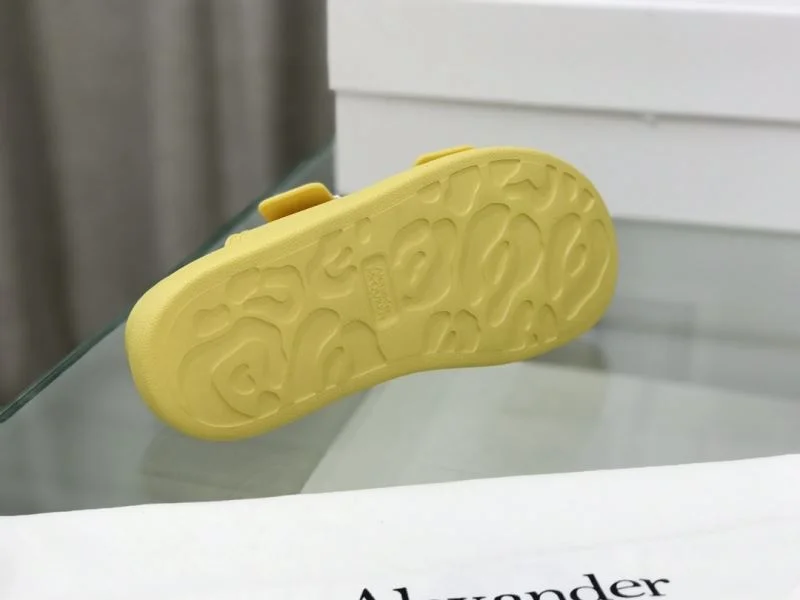 Alexander Mcqueen Slippers Breathable 16416