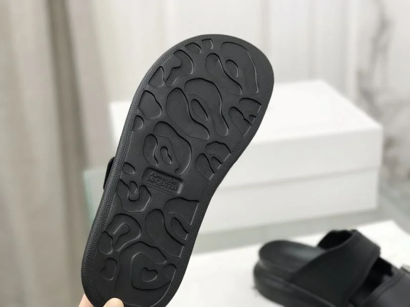 Alexander Mcqueen Slippers Effortless 16409