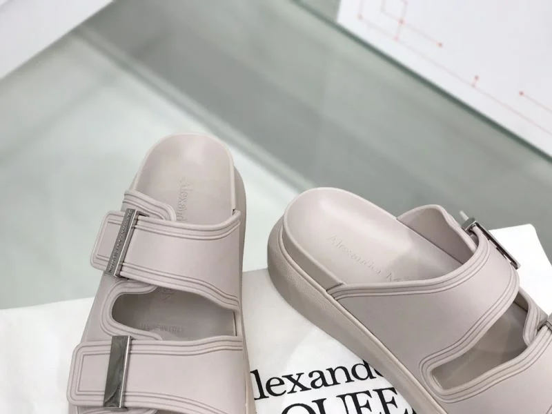Alexander Mcqueen Slippers Modern 16399