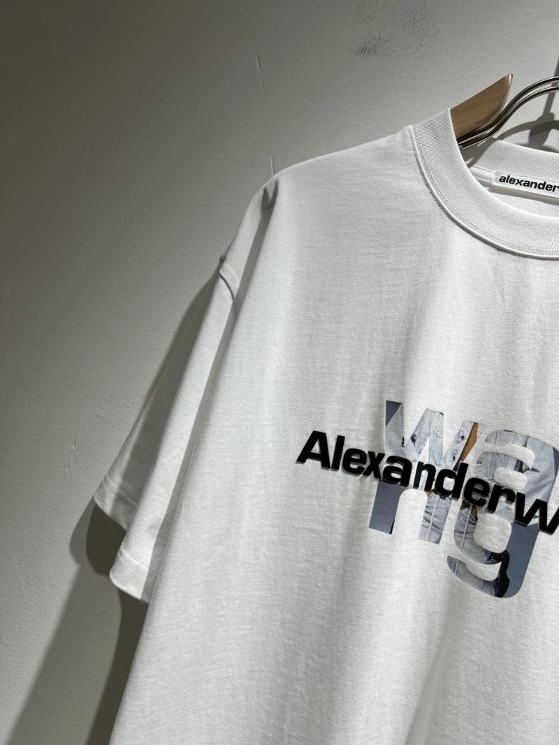 Alexander Mcqueen T-Shirts Trendsetting 159896