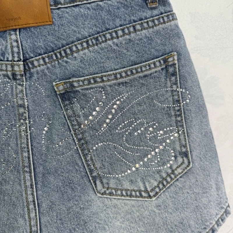 Alexander Wang Short Pants Attractive 95122