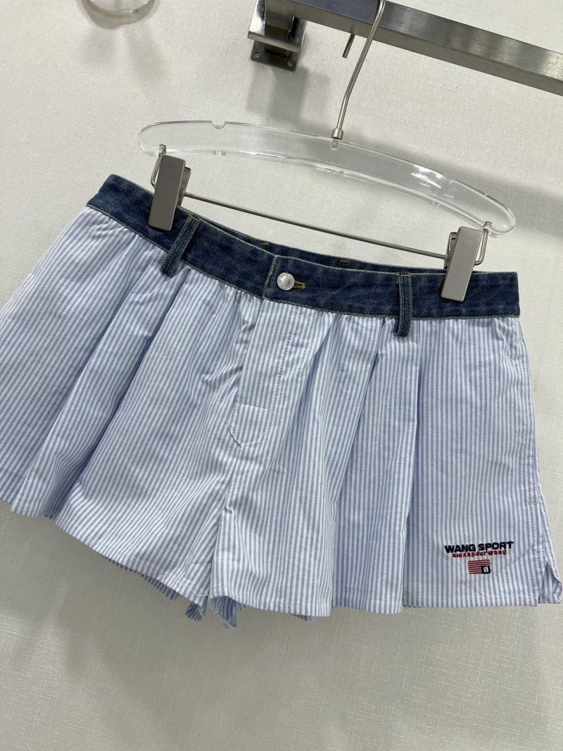 Alexander Wang Short Pants WellDesigned 95248