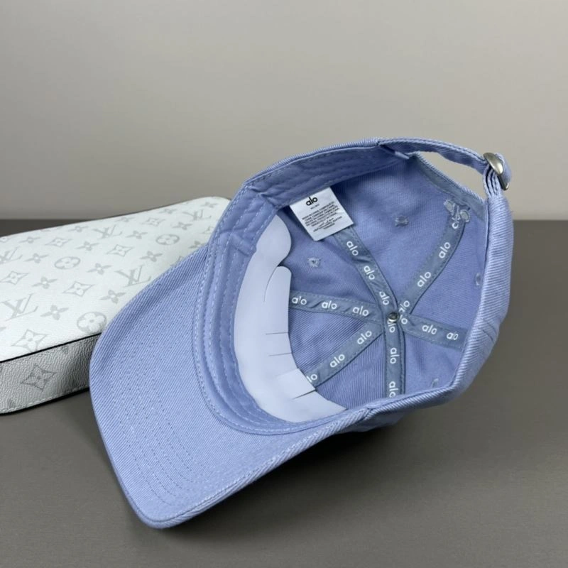 DailyWear Alo Caps 261049