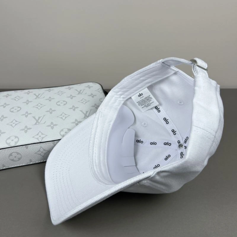 DailyWear Alo Caps 261049