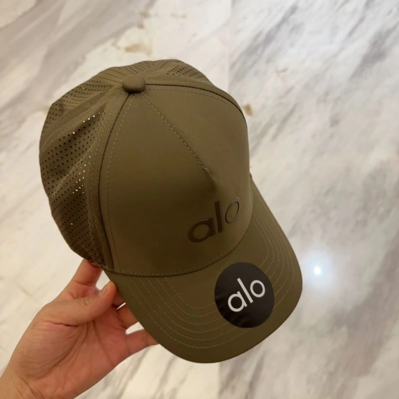 NewStyle Alo Caps 261013