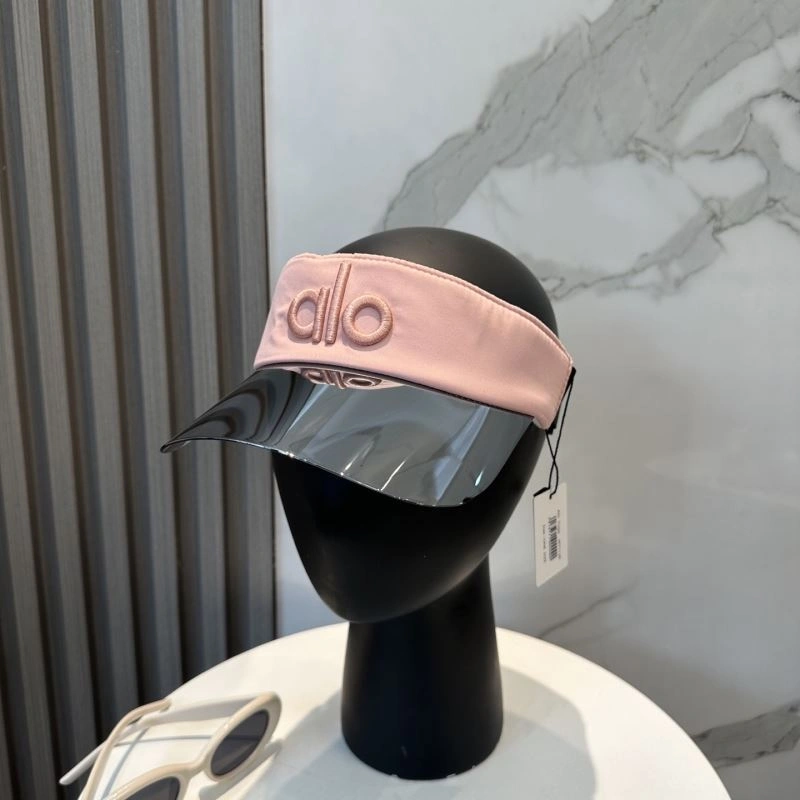 Effortless Alo Caps 260935