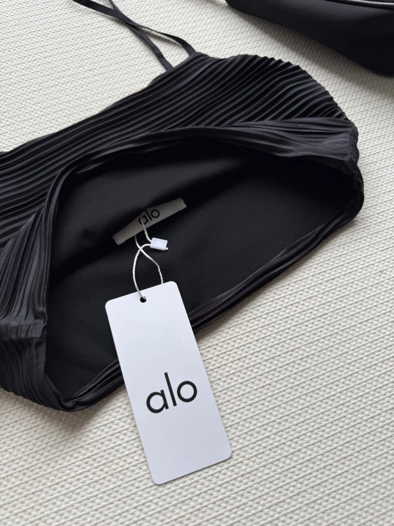 UrbanChic Alo Dress Suits 157193