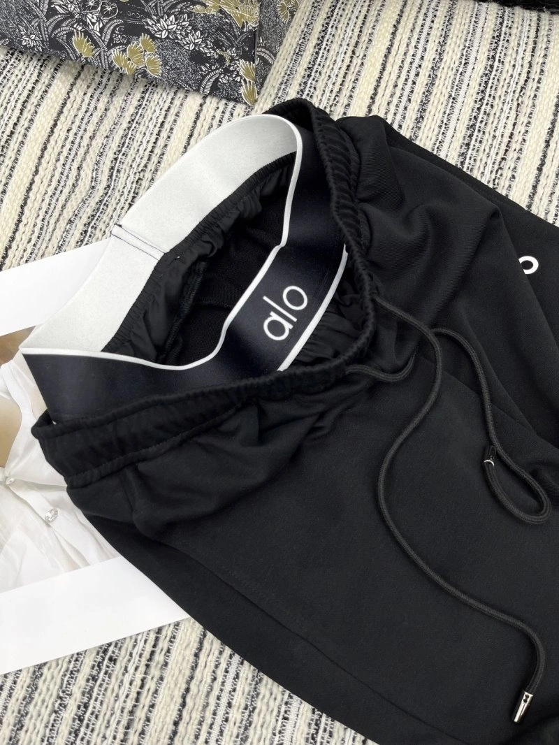 Alo Long Pants Sleek 152039