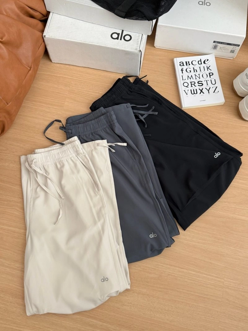 Original Alo Long Pants 152037