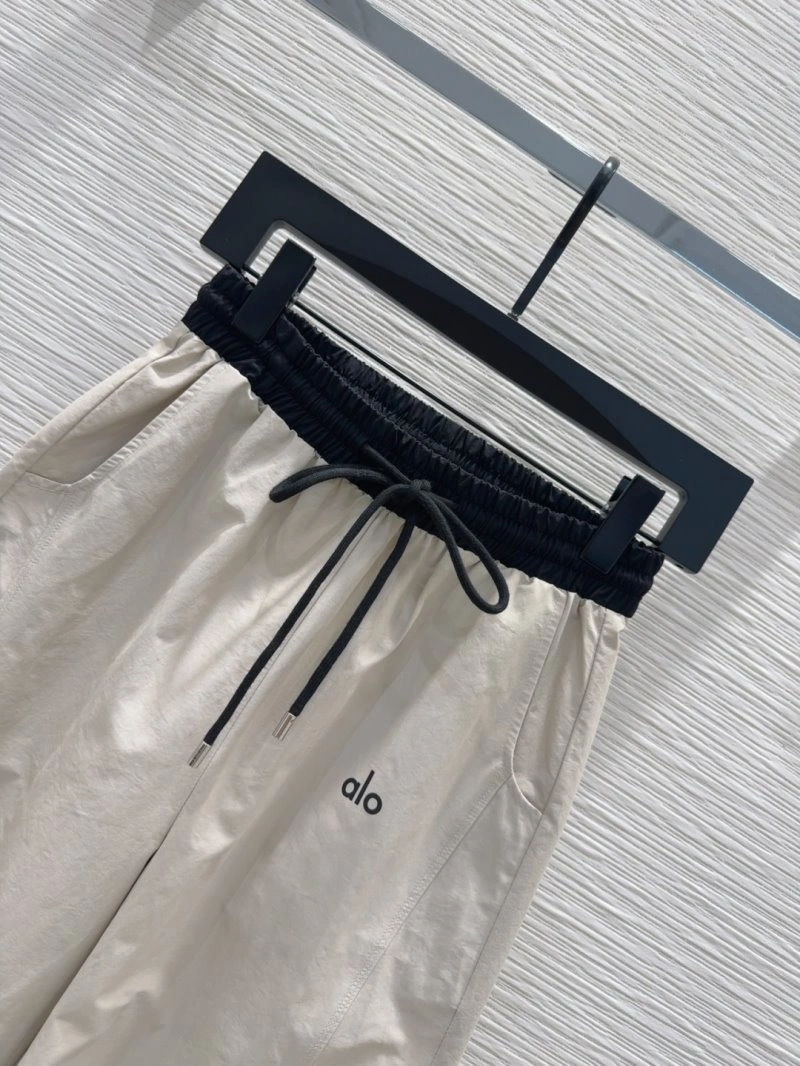 Vibrant Alo Long Pants 152032