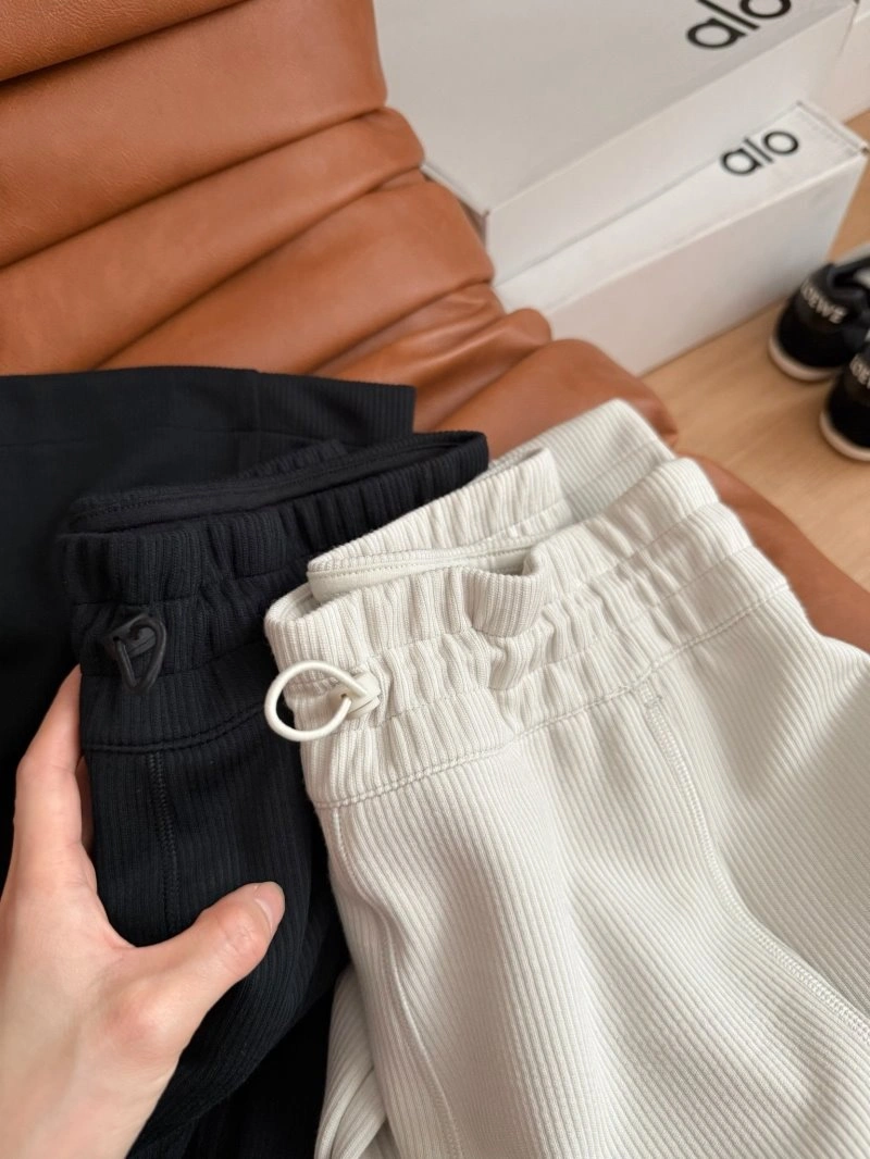 Alo Long Pants DailyWear 157161