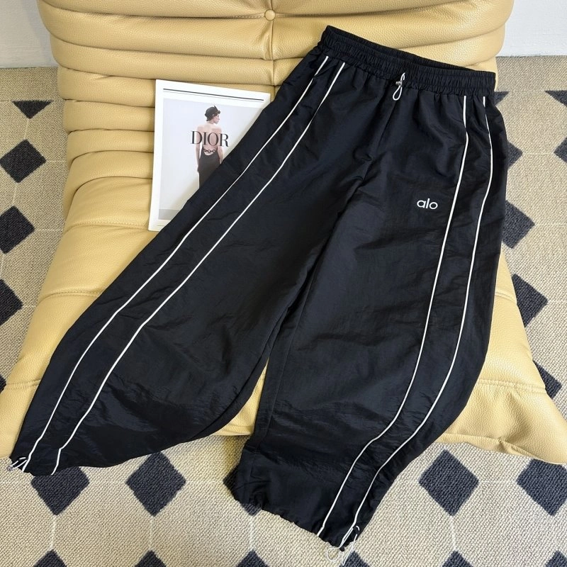 Practical Alo Long Pants 157183