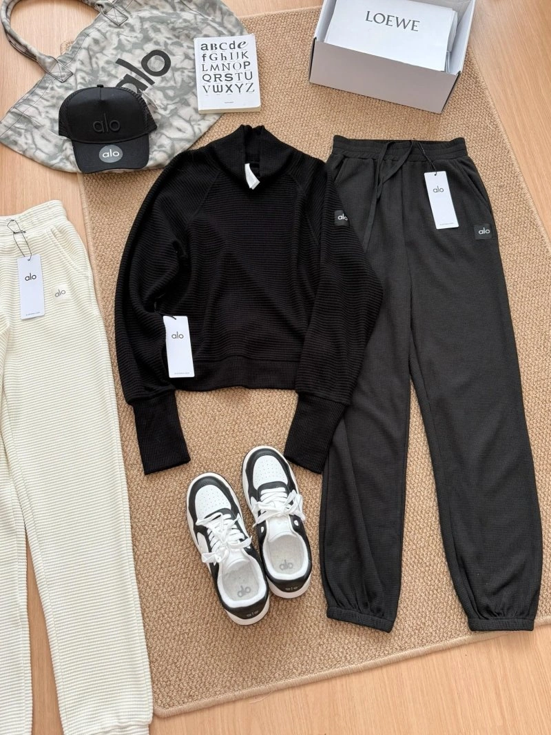 Reliable Alo Long Pants 155153