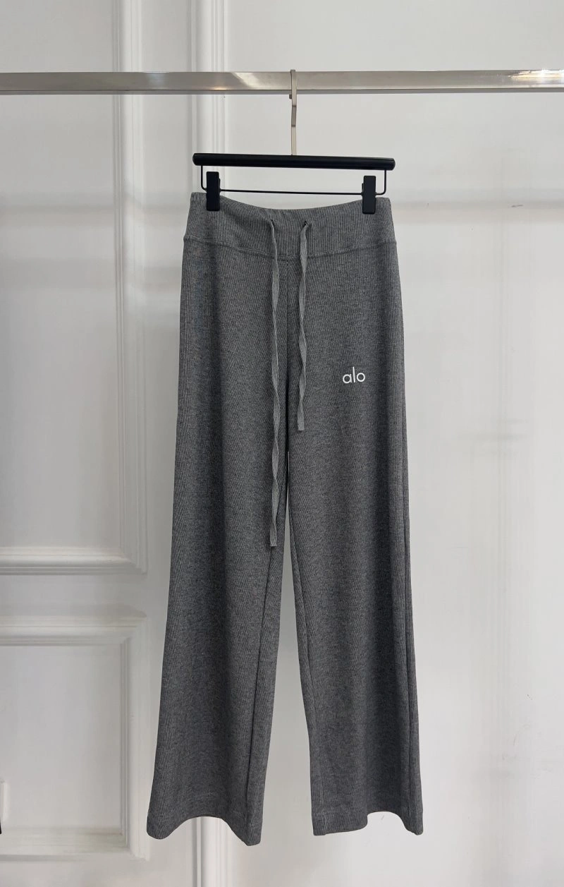 Sleek Alo Long Pants 155174