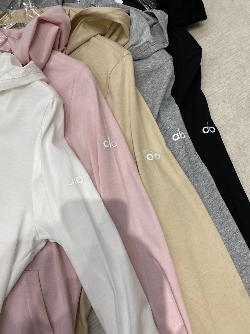 Contemporary Alo Outwear 152423