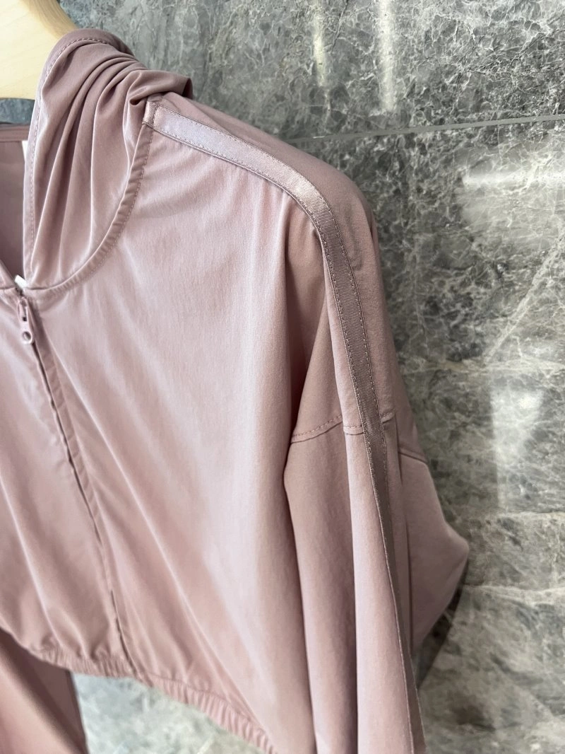 Comfortable Alo Outwear 152023