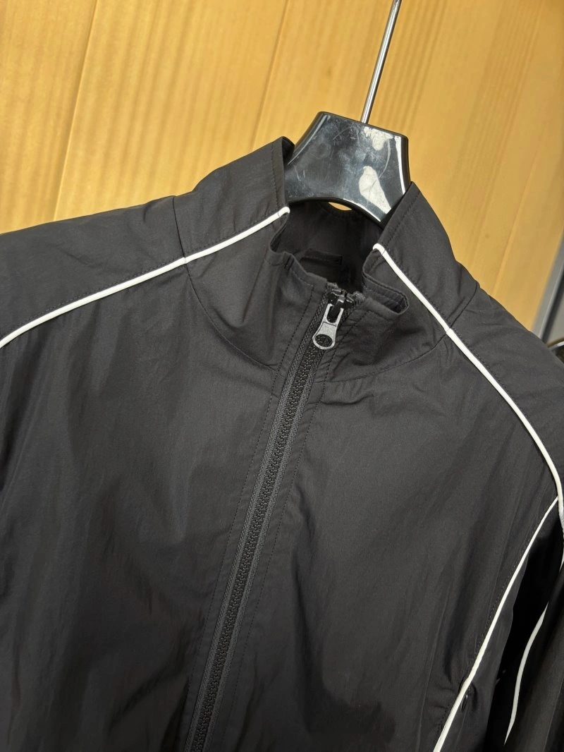 Modern Alo Outwear 150080