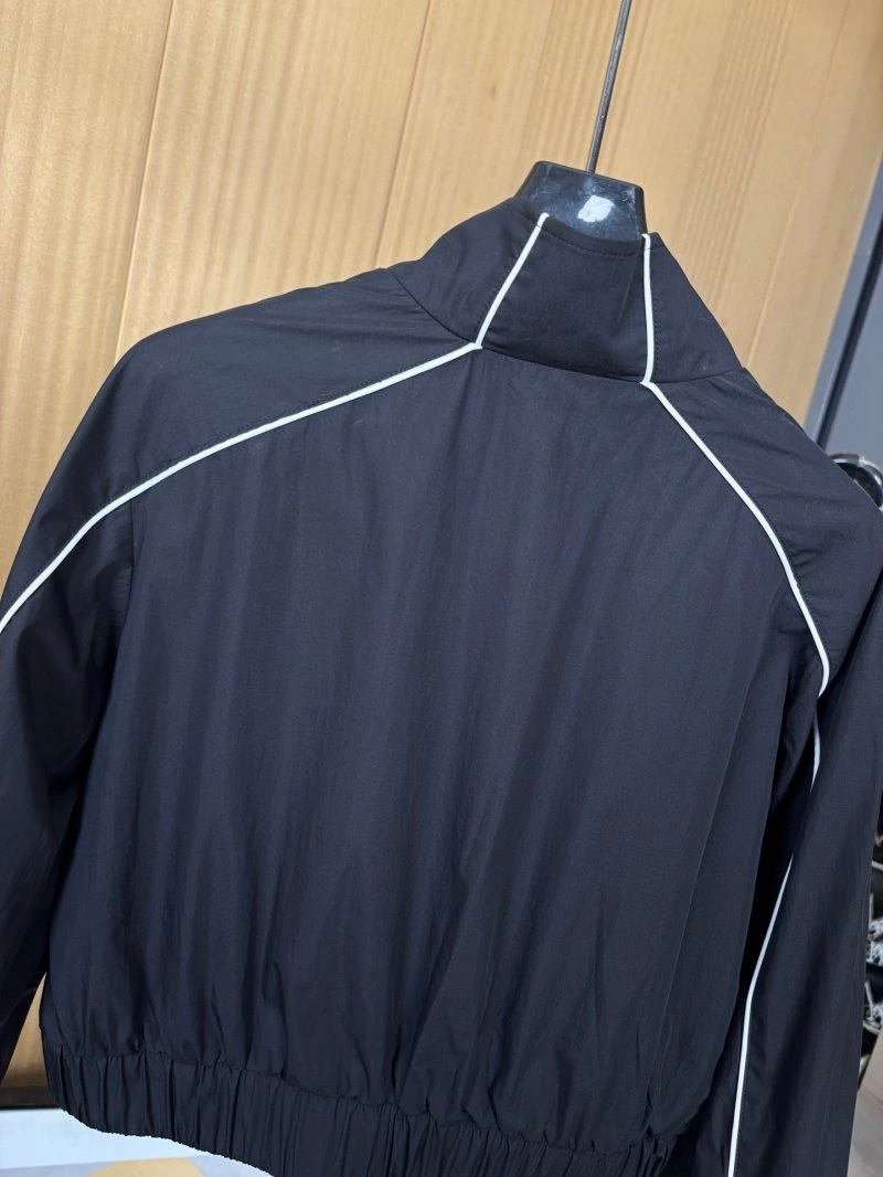 Modern Alo Outwear 150080