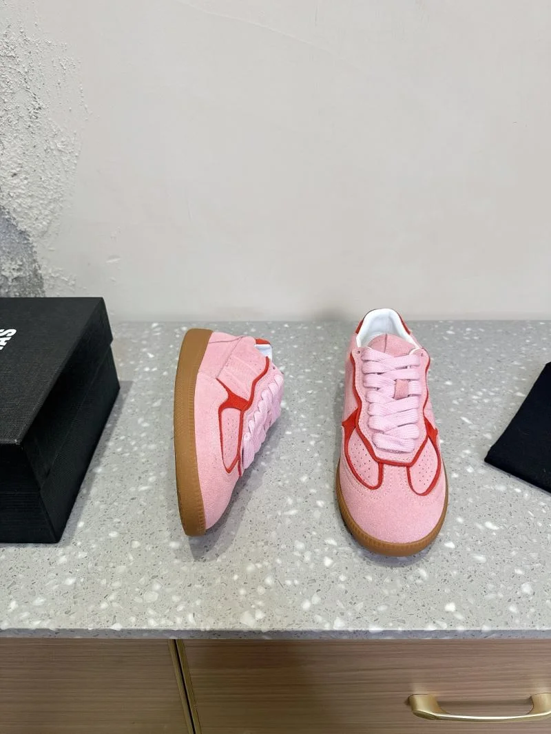 Alo Shoes Cozy 13150