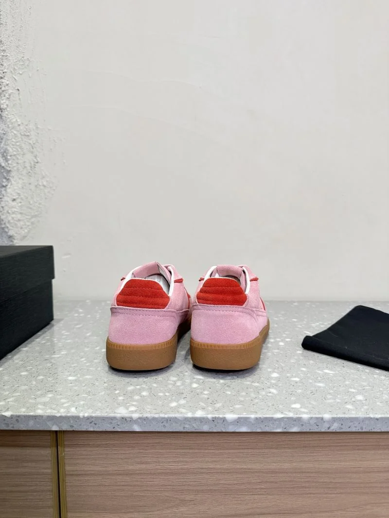 Alo Shoes Cozy 13150