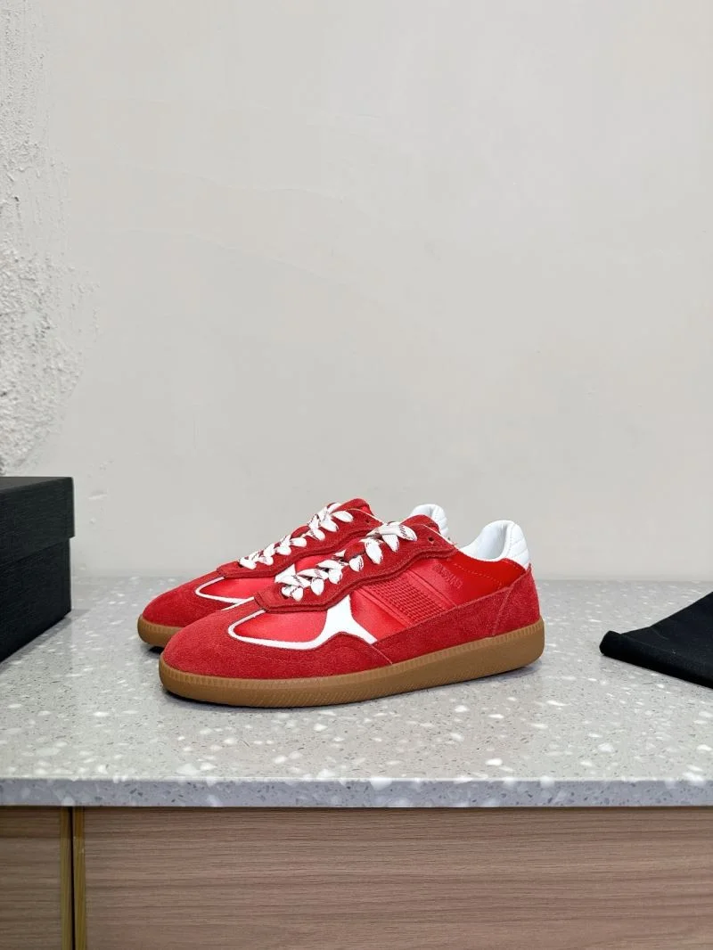 Seasonal Alo Shoes 13154