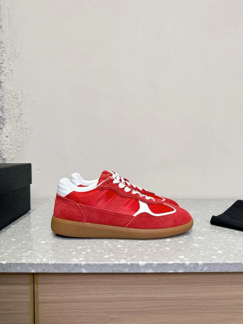 Seasonal Alo Shoes 13154