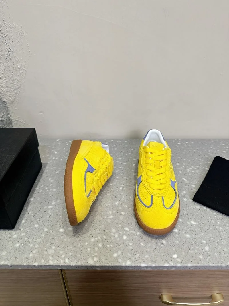 Alo Shoes Practical 13159