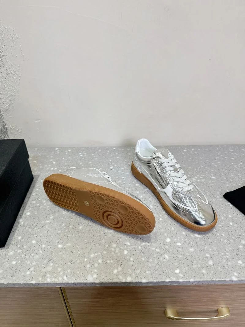 Affordable Alo Shoes 13157