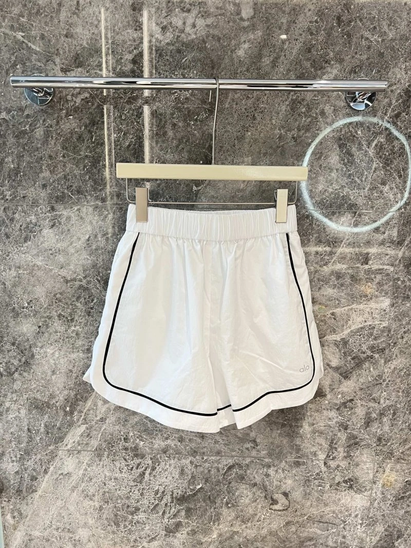 Versatile Alo Short Pants 152010