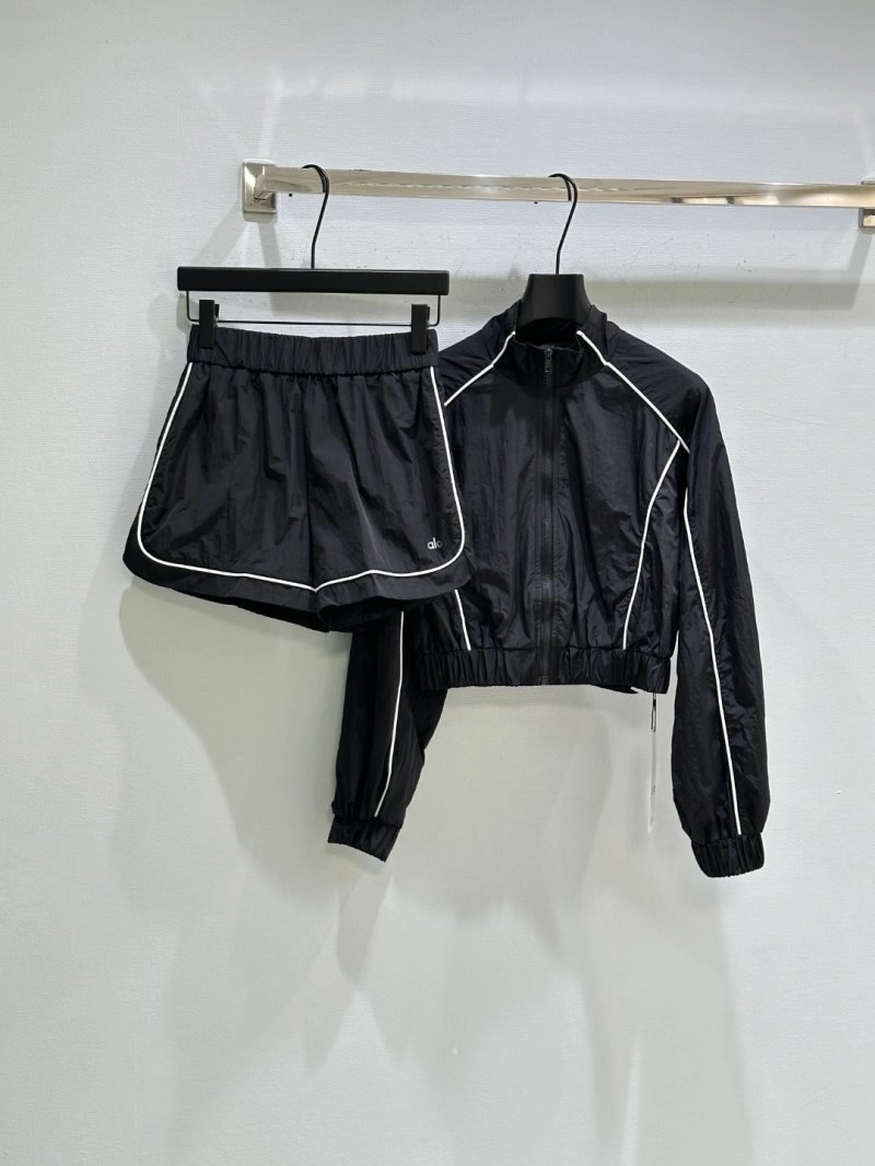 Alo Short Pants UrbanStyle 157139