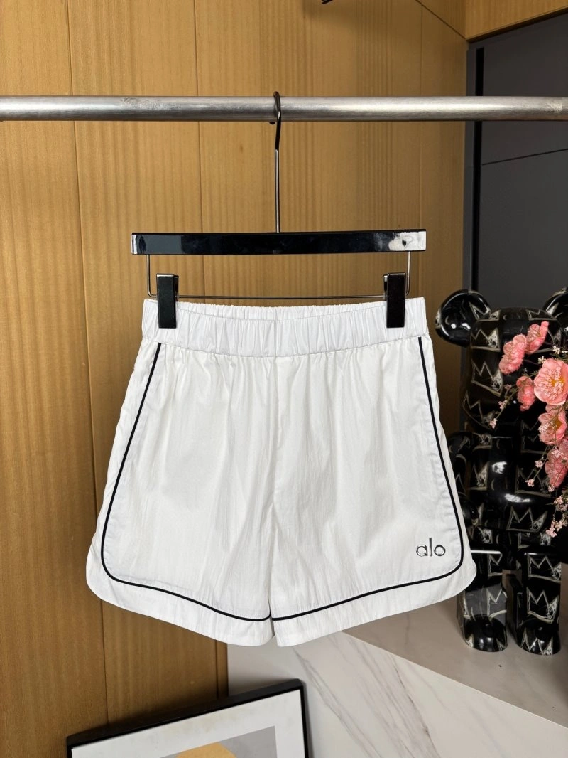 Alo Short Pants OnTrend 150072