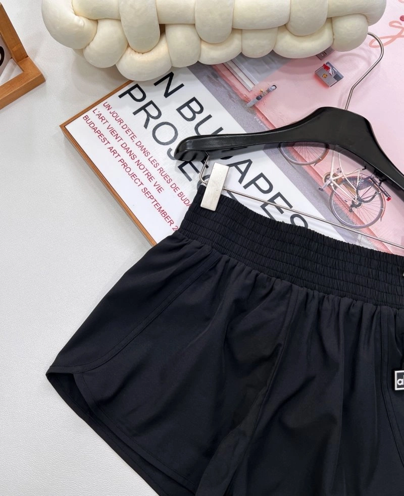 Alo Short Pants Affordable 150069