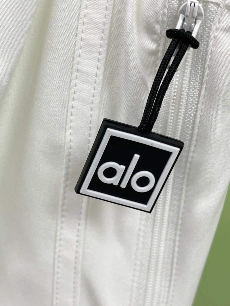 Alo Short Pants Elegant 150067