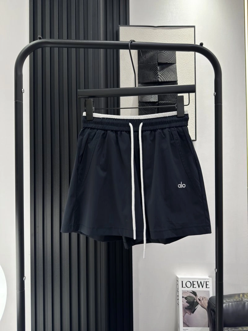 Minimalist Alo Short Pants 150061