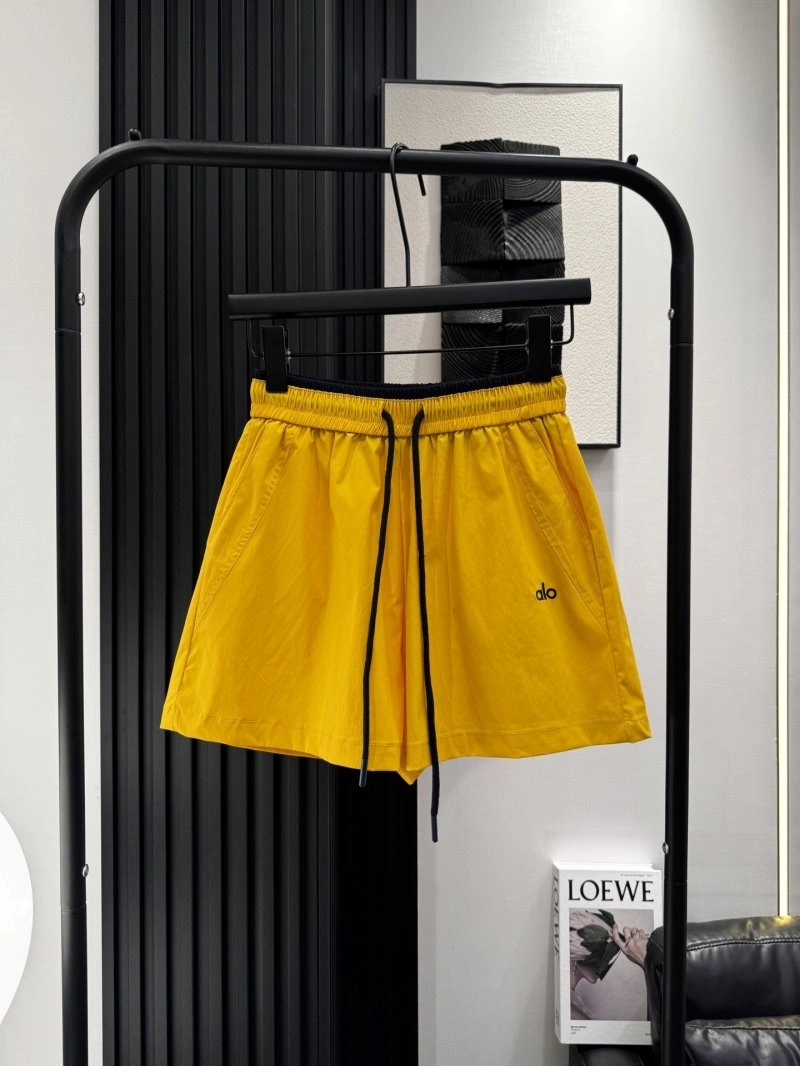 Minimalist Alo Short Pants 150061