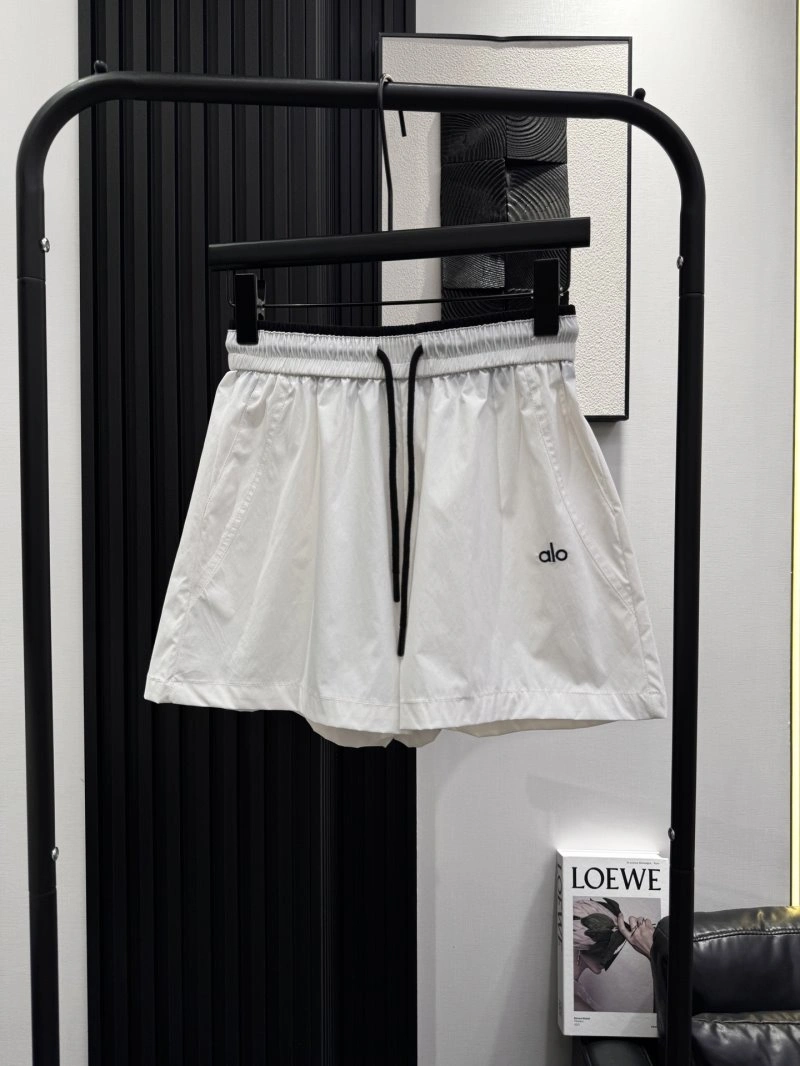 Minimalist Alo Short Pants 150061