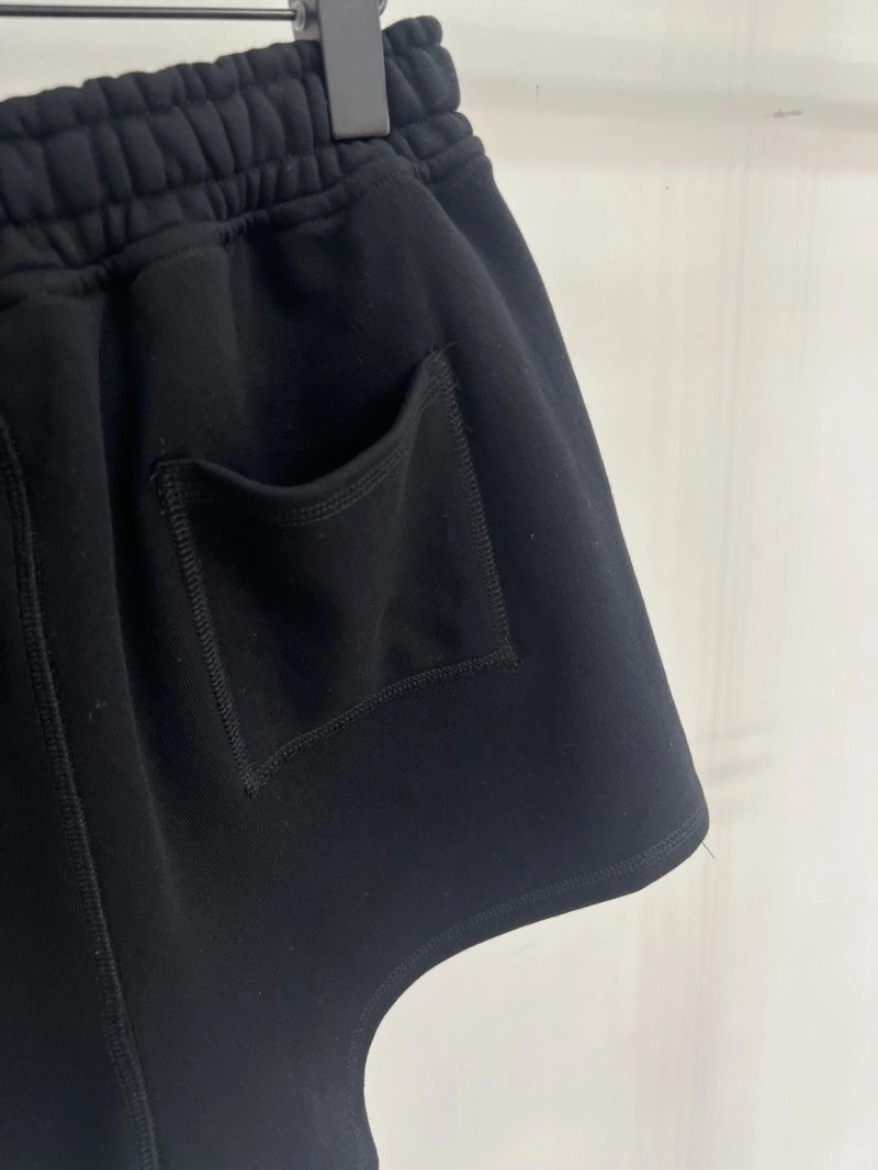 Alo Short Pants Timeless 155081