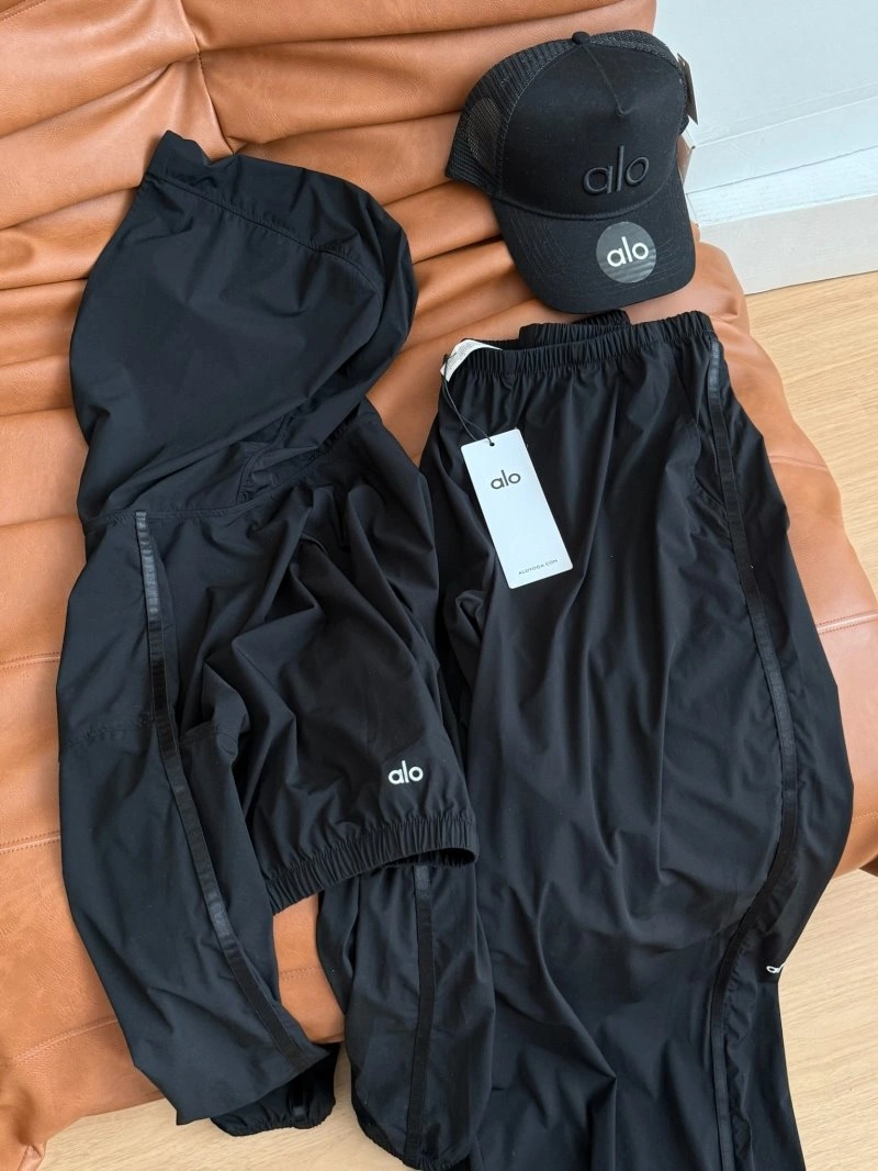 Resilient Alo Sunscreen Jacket 151997