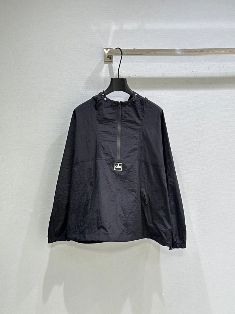 Sporty Alo Sunscreen Jacket 157130