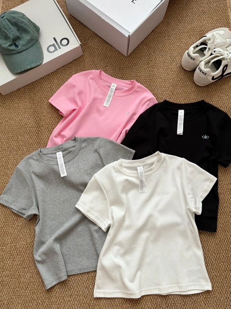 Alo T-Shirts Neat 152000