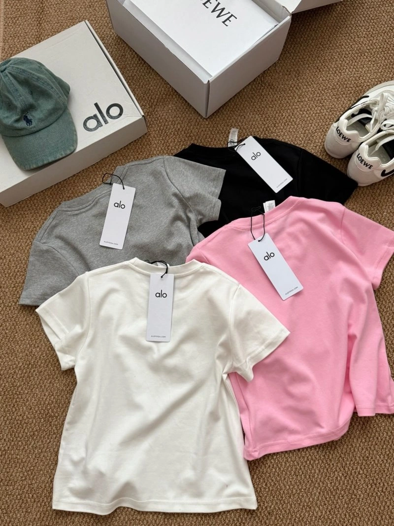 Alo T-Shirts Neat 152000