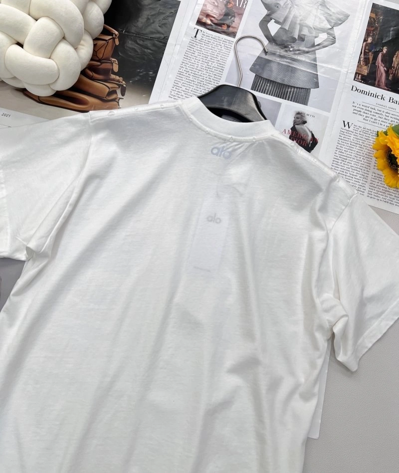 FashionForward Alo T-Shirts 150038