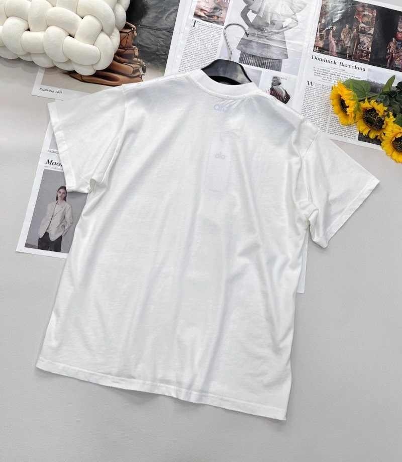 FashionForward Alo T-Shirts 150038