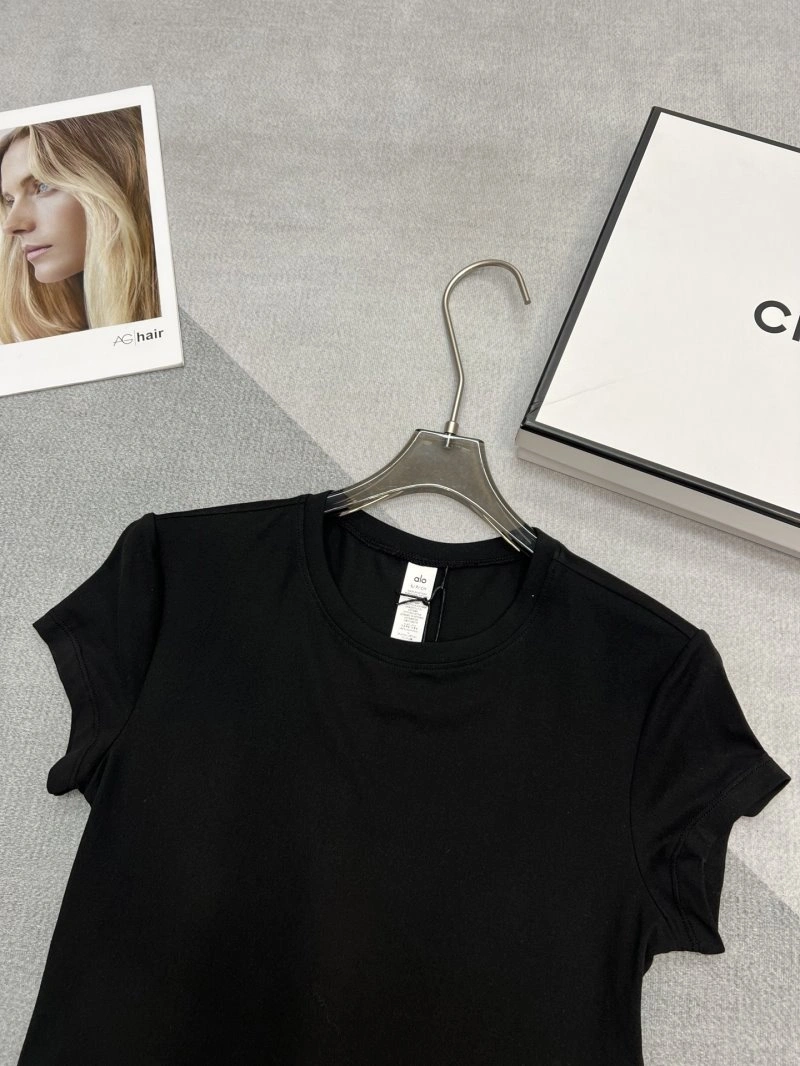 Alo T-Shirts Timeless 150018