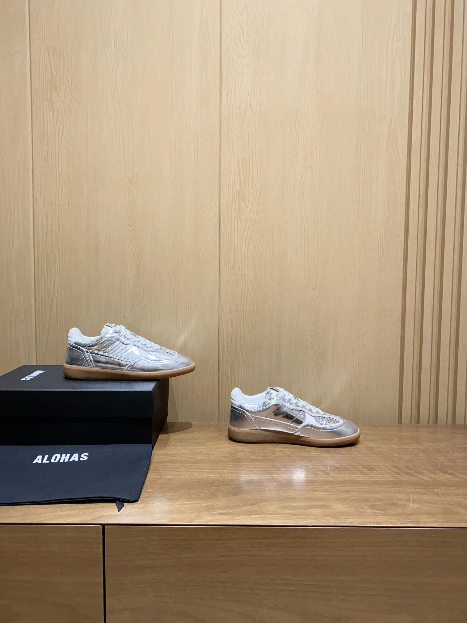 EasyMatch Alohas Shoes 8526