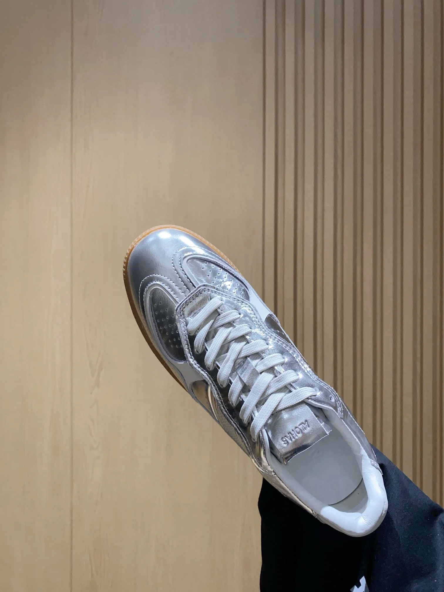 EasyMatch Alohas Shoes 8526